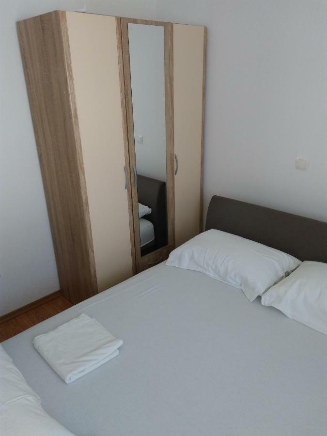Apartments Vido Vodice Zewnętrze zdjęcie