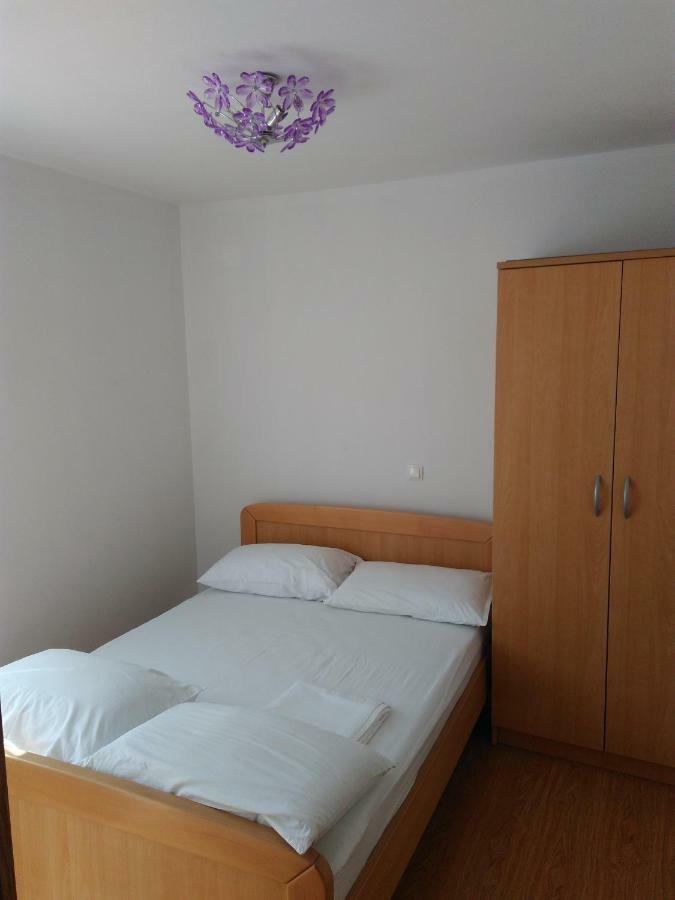 Apartments Vido Vodice Zewnętrze zdjęcie